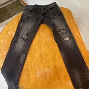 American Eagle outfitters extreme flex distressed damaged 33/32 barley worn